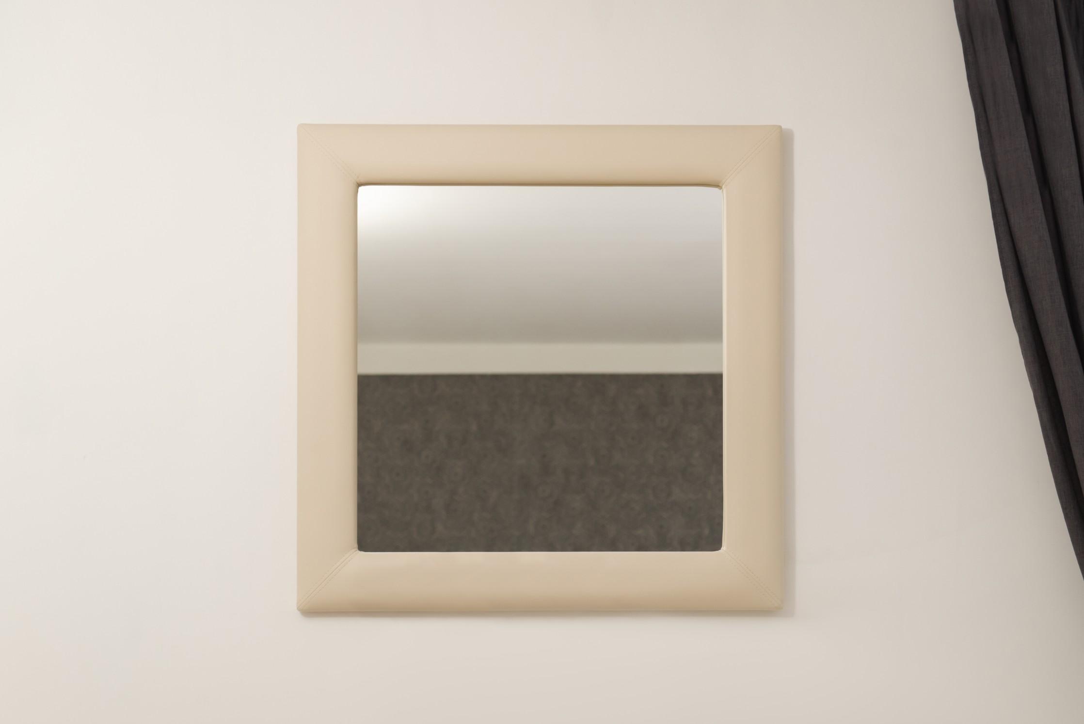 Купить Зеркало Алеро квадратное гладкое от производителя “Архитектория” фото №1