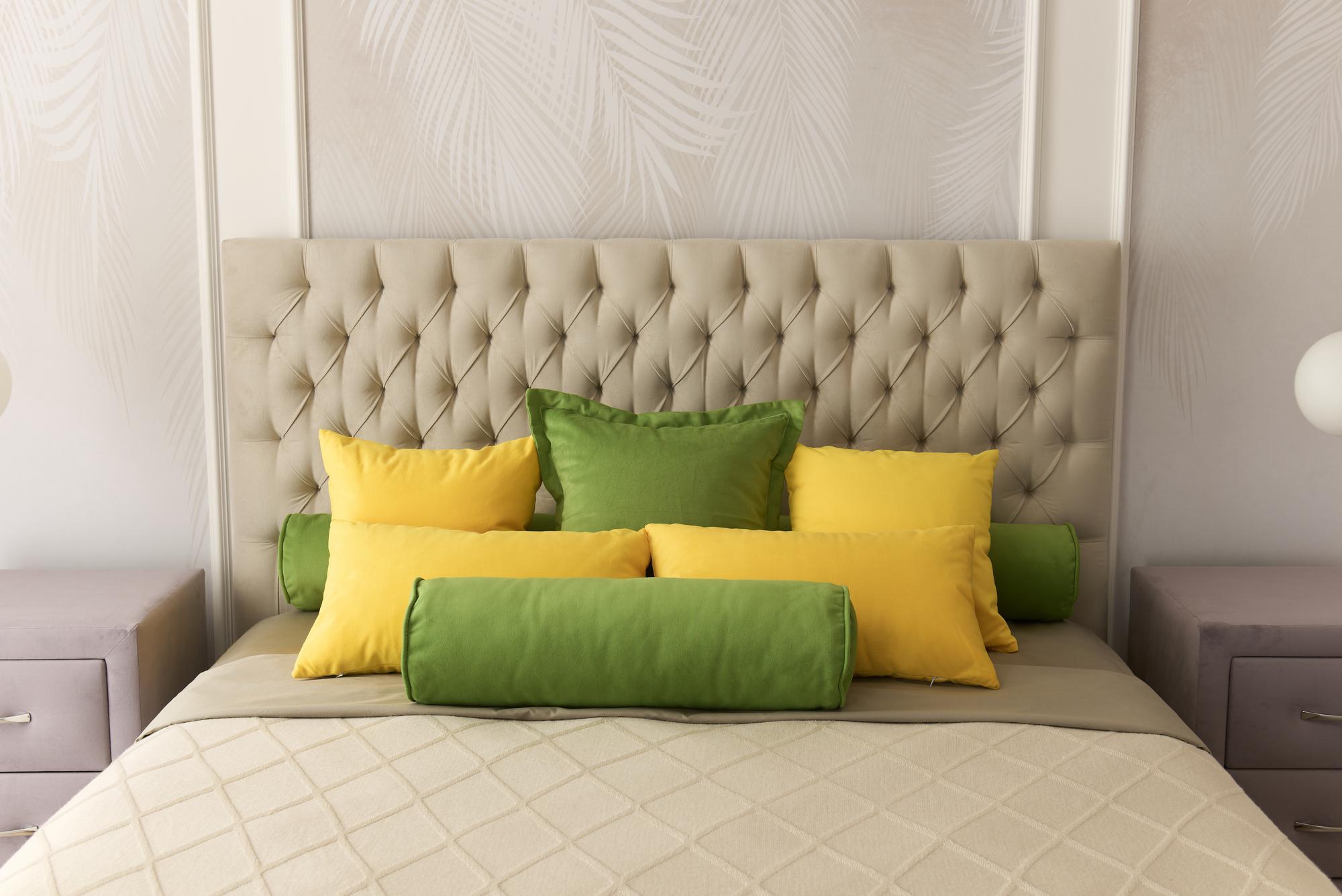 Купить Комплект декоративных подушек 8 штук от производителя “Архитектория” фото №4