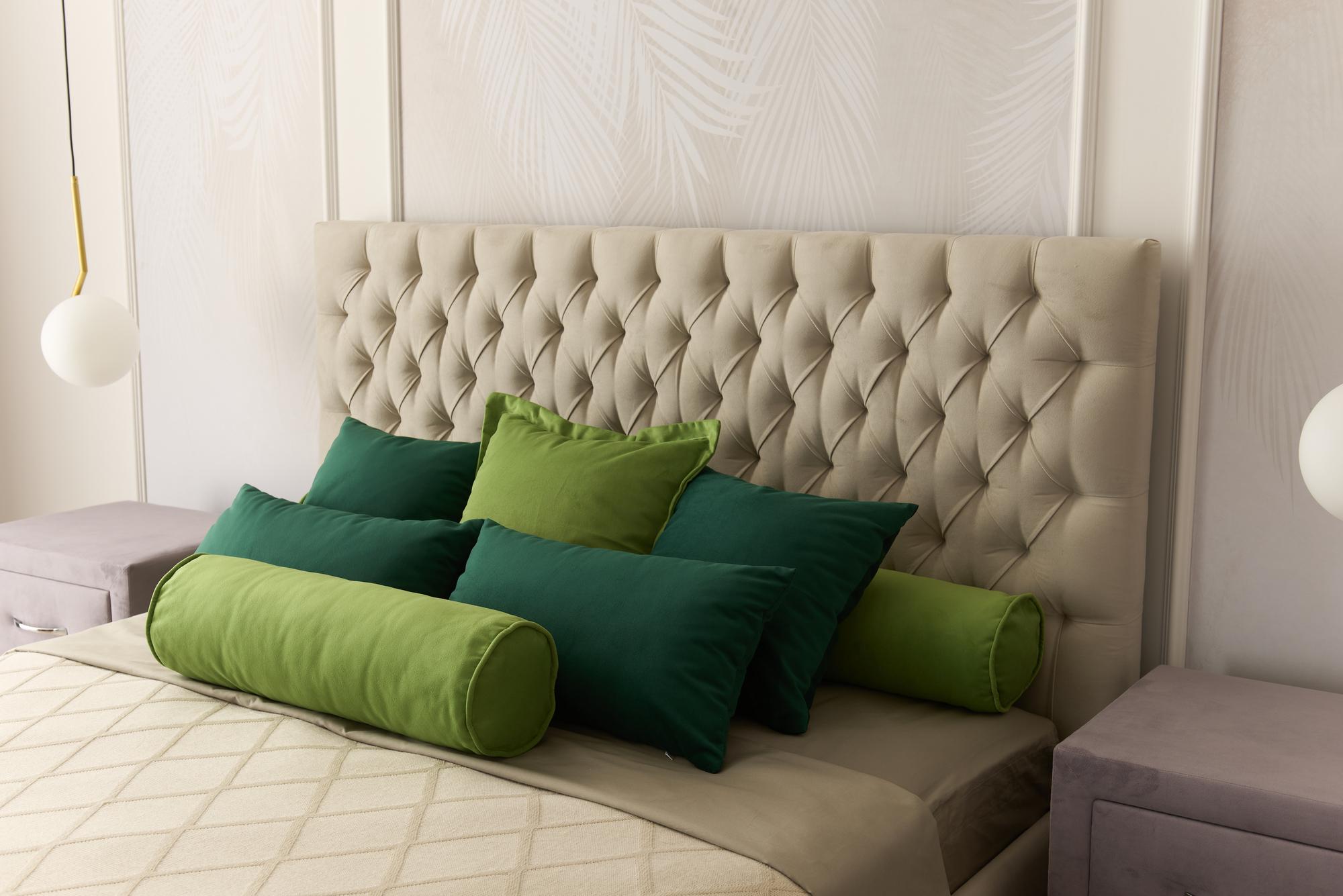 Купить Комплект декоративных подушек 8 штук от производителя “Архитектория” фото №1